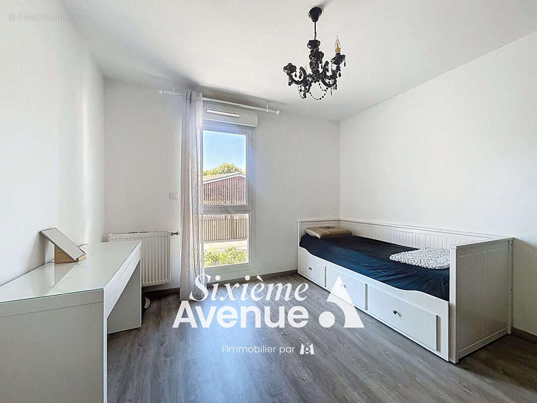 Appartement à DECINES-CHARPIEU