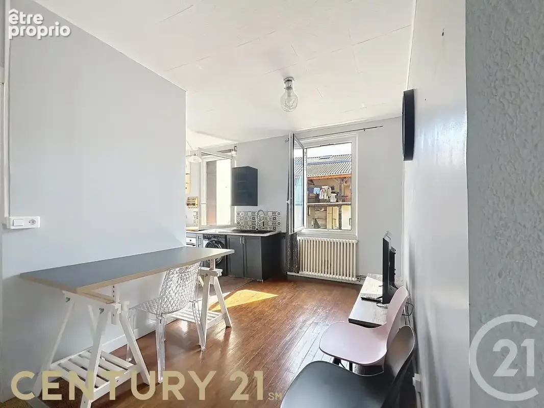 Appartement à FLEURIEU-SUR-SAONE