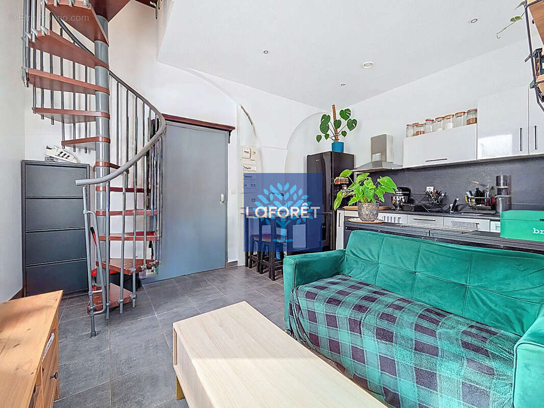 Appartement à LINAS