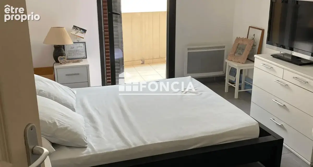 Idéal investisseur : Dans une résidence sécurisée, T2 avec Terrasse + parking (vendu loué) - photo 4