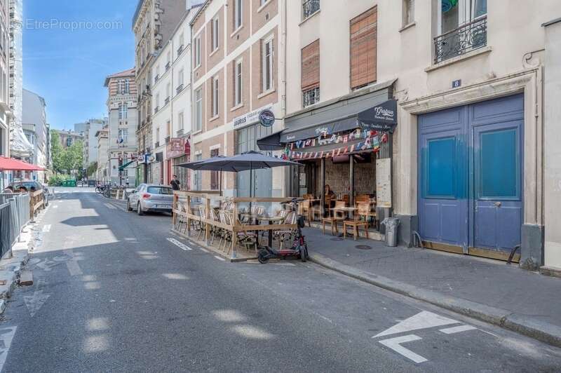 Appartement à PARIS-10E