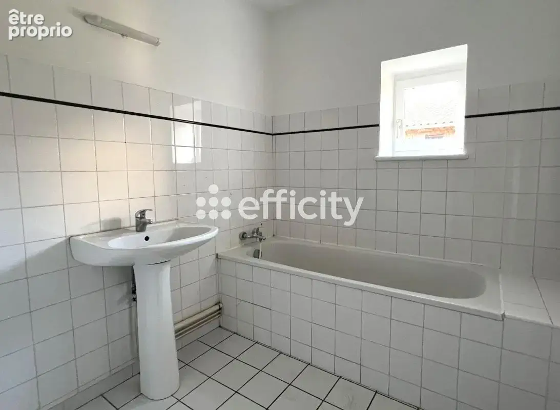 Maison 80 m² à Cogny  - photo 10