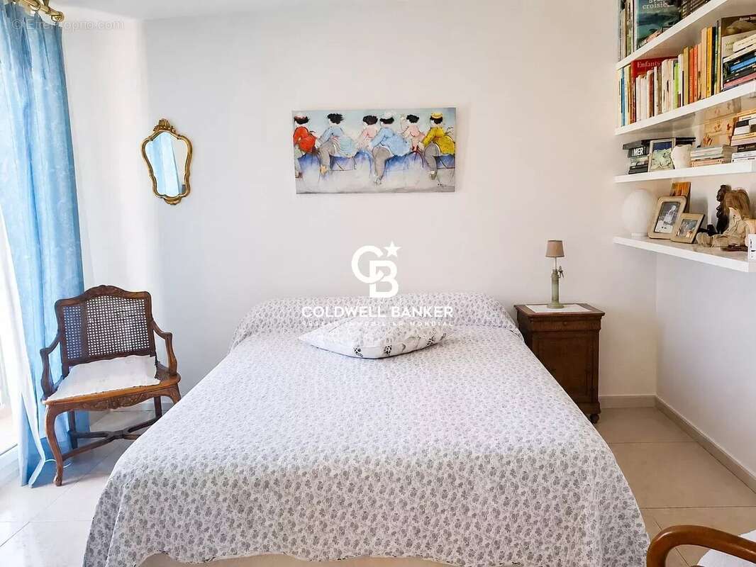 Appartement à CARQUEIRANNE