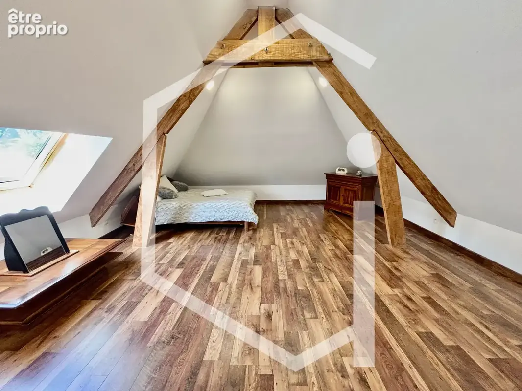 Magnifique propriété - 3 chambres - à quelques minutes du centre-ville de Cosne sur Loire - photo 11