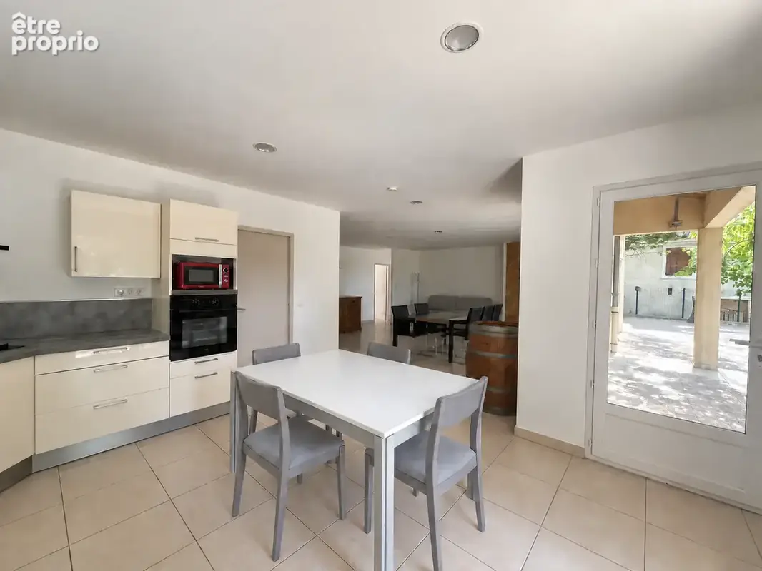 Vente maison plain-pied 111m2 sur 600m2 de terrain - photo 5