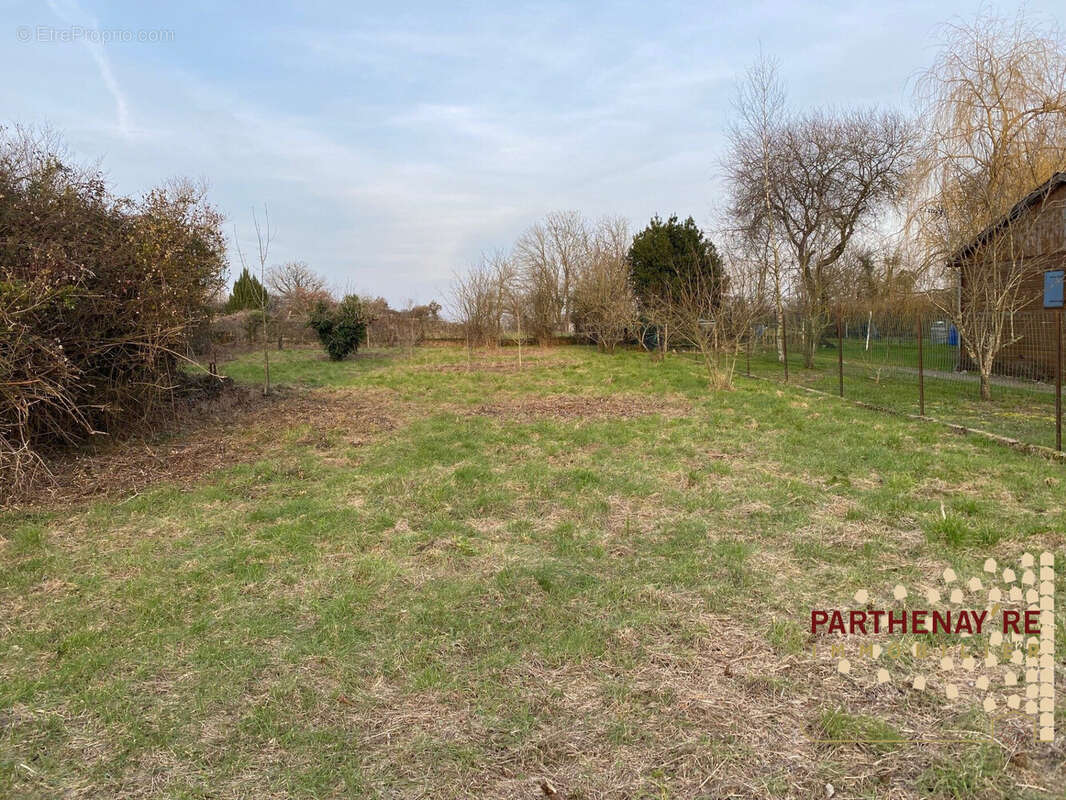 Terrain à FENERY