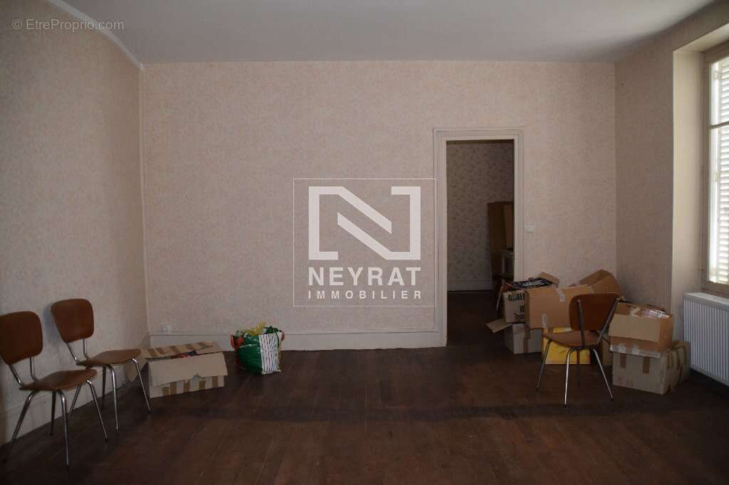 Maison à MOUX-EN-MORVAN