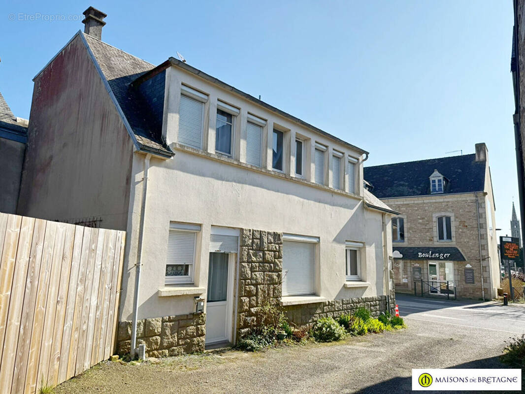 Maison à RIEC-SUR-BELON