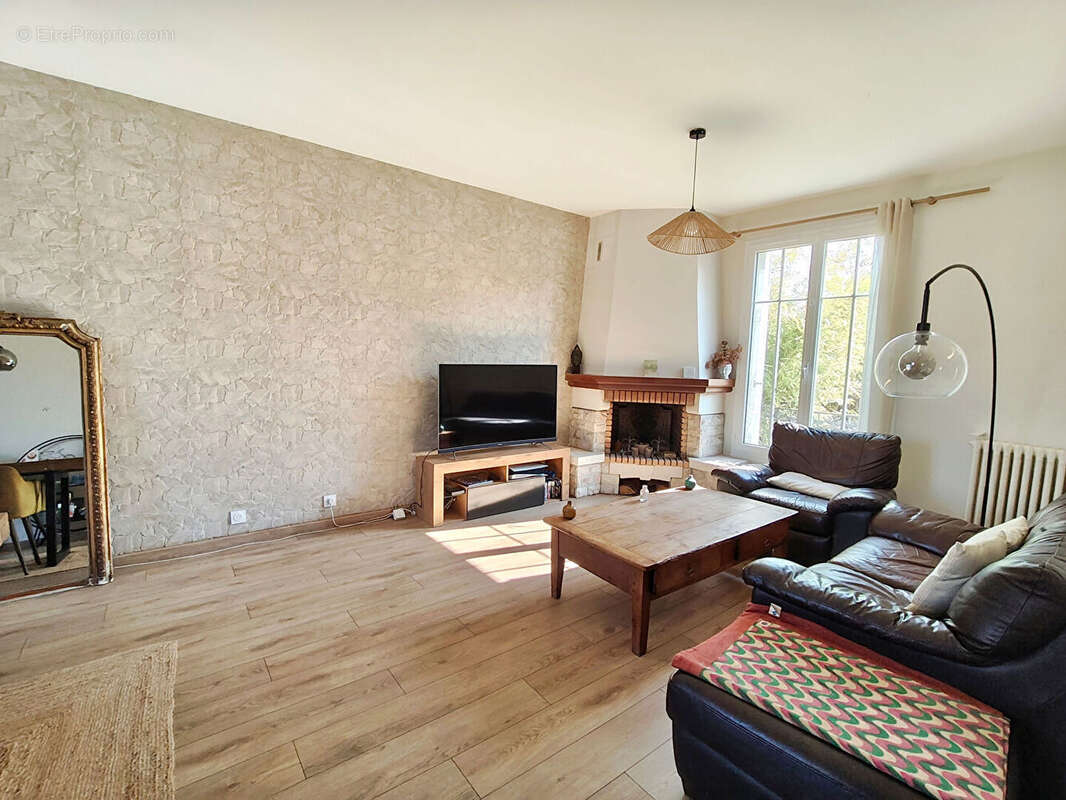 Maison à VILLEMOMBLE