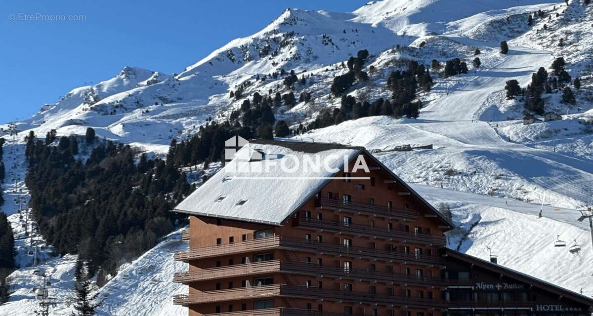 Appartement à LES ALLUES