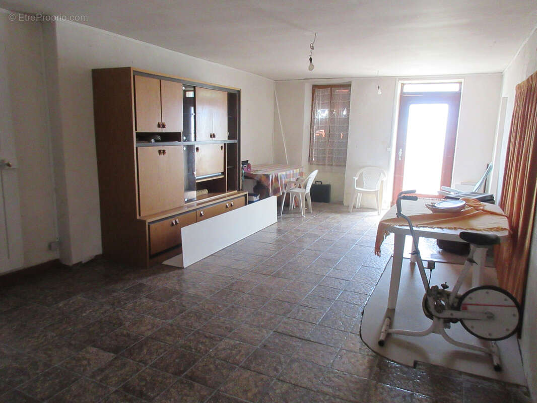 Maison à JOUY-SUR-MORIN