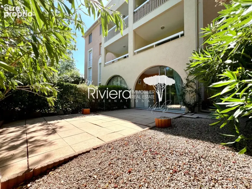 T2 en rez de jardin avec terrasse et parking s/sol ! - photo 11