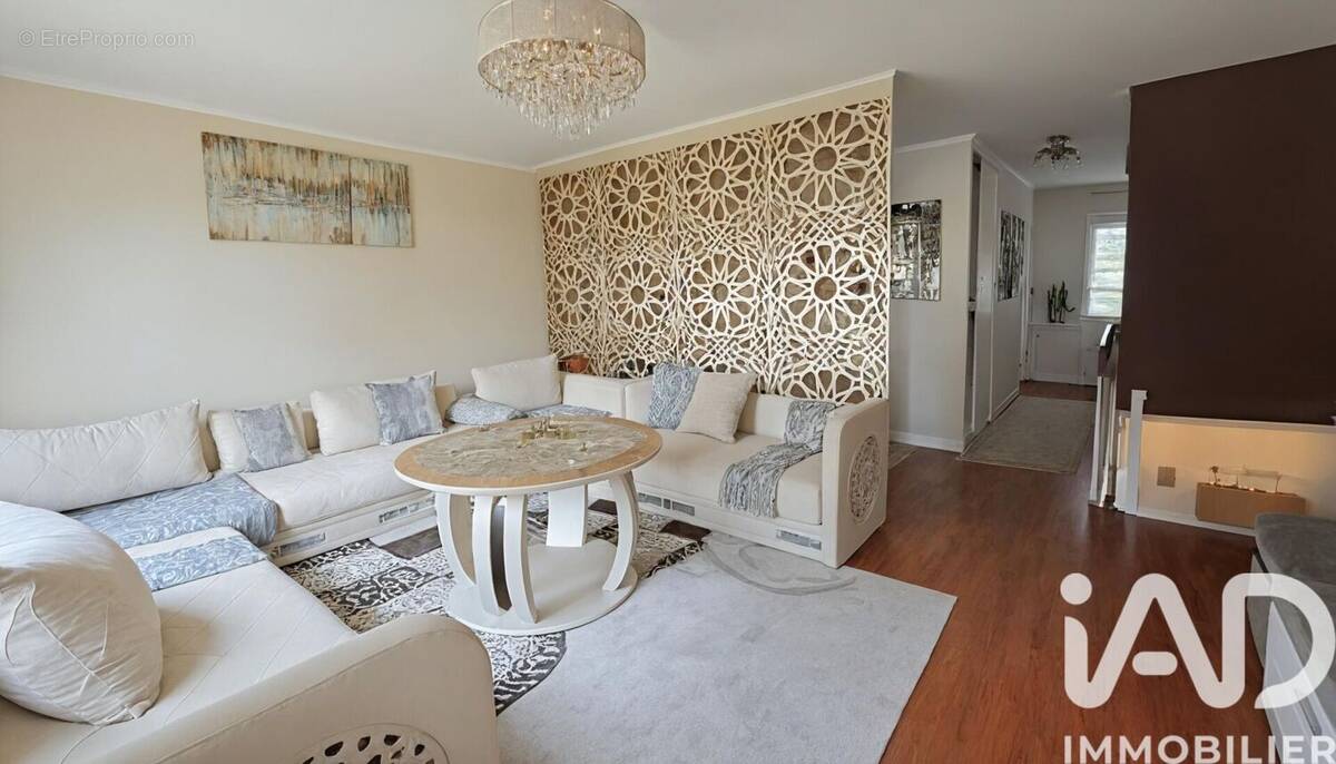 Photo 1 - Maison à SURVILLIERS