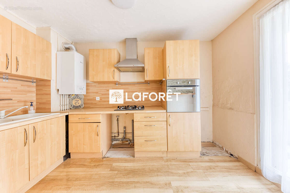 Appartement à PONTAULT-COMBAULT