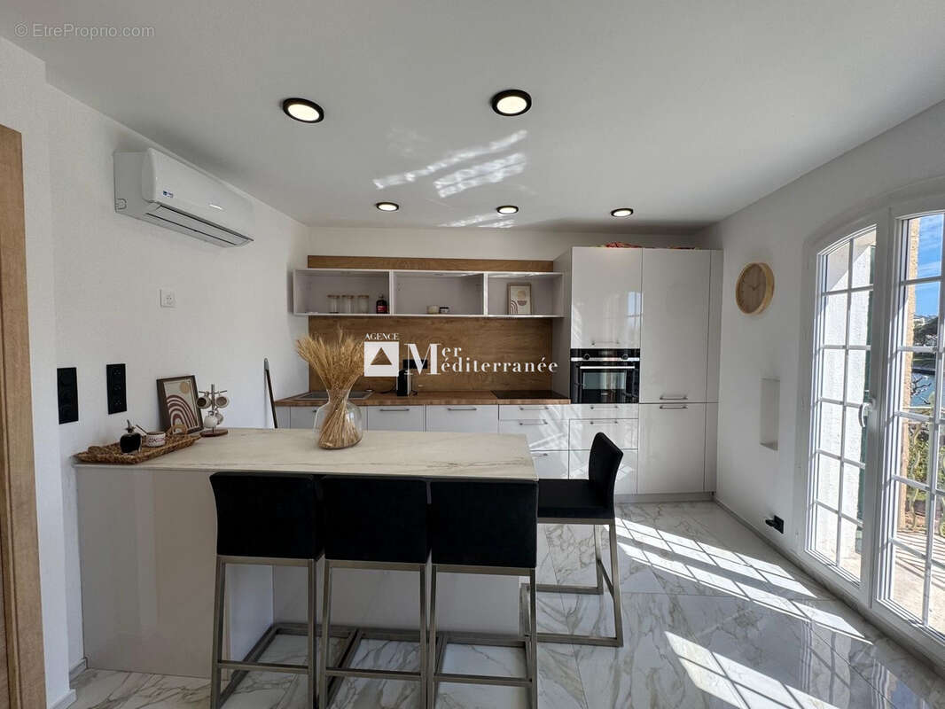 Appartement à GRIMAUD