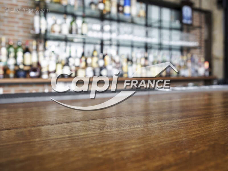 Commerce à SAINT-CYR-L'ECOLE