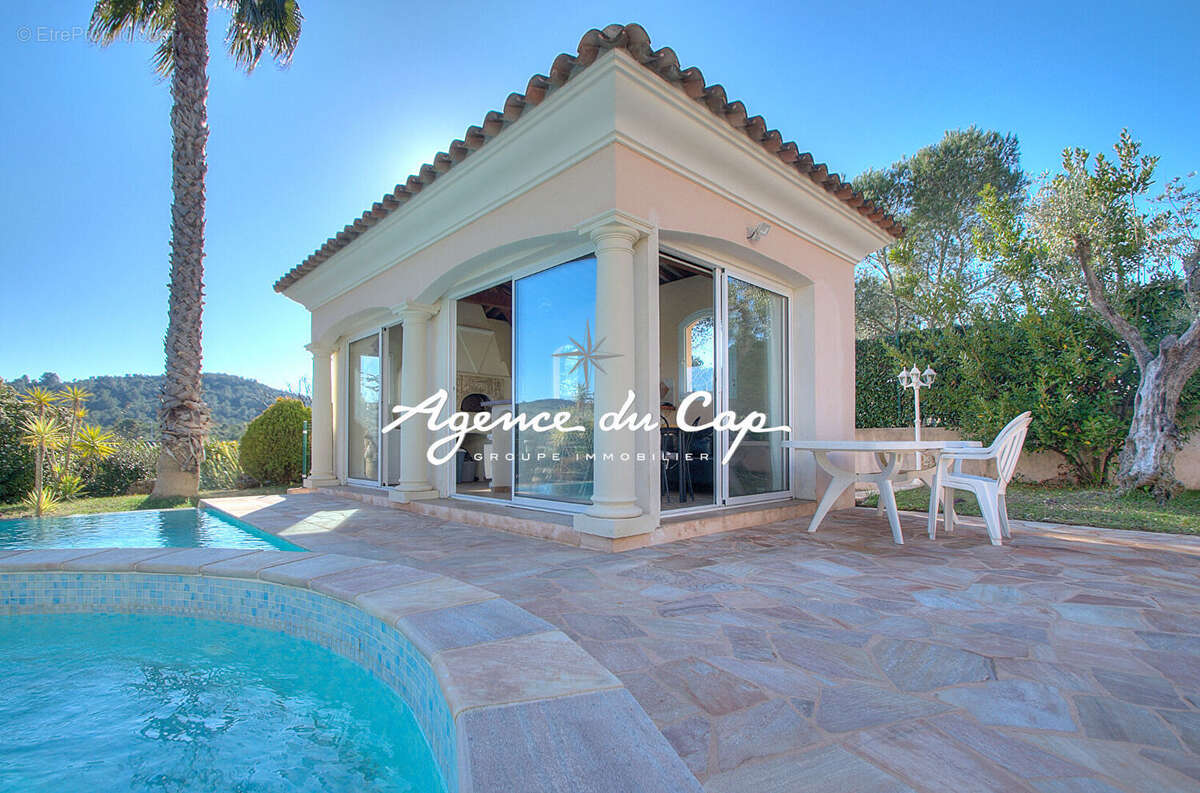 Maison à SAINT-RAPHAEL