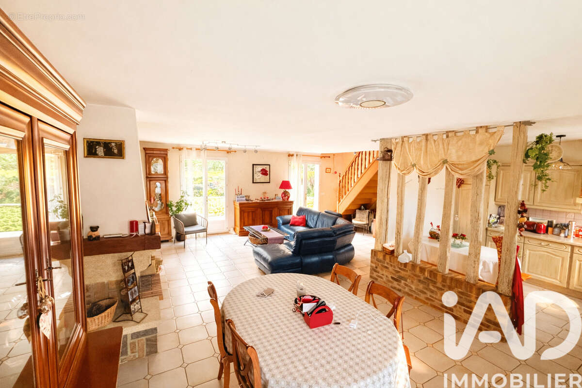 Photo 3 - Maison à SACLAS