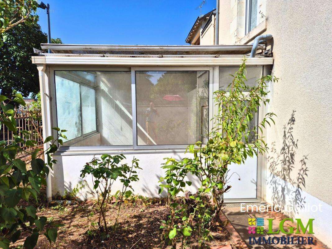 Maison de bourg de 120 m² – 3 chambres – Véranda – Atelier – Marolles (41330) - photo 13