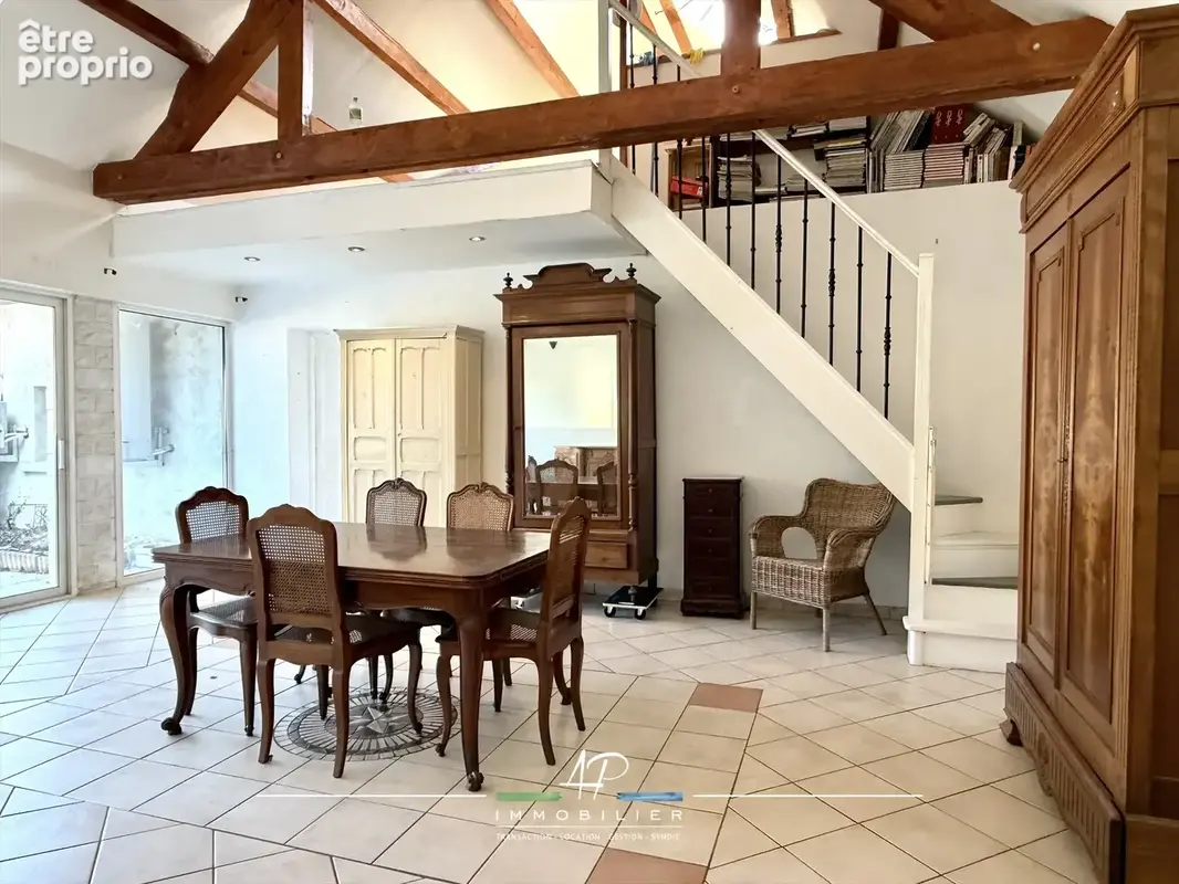Maison a viévigne   charme de l'ancien et beaux volumes - photo 3