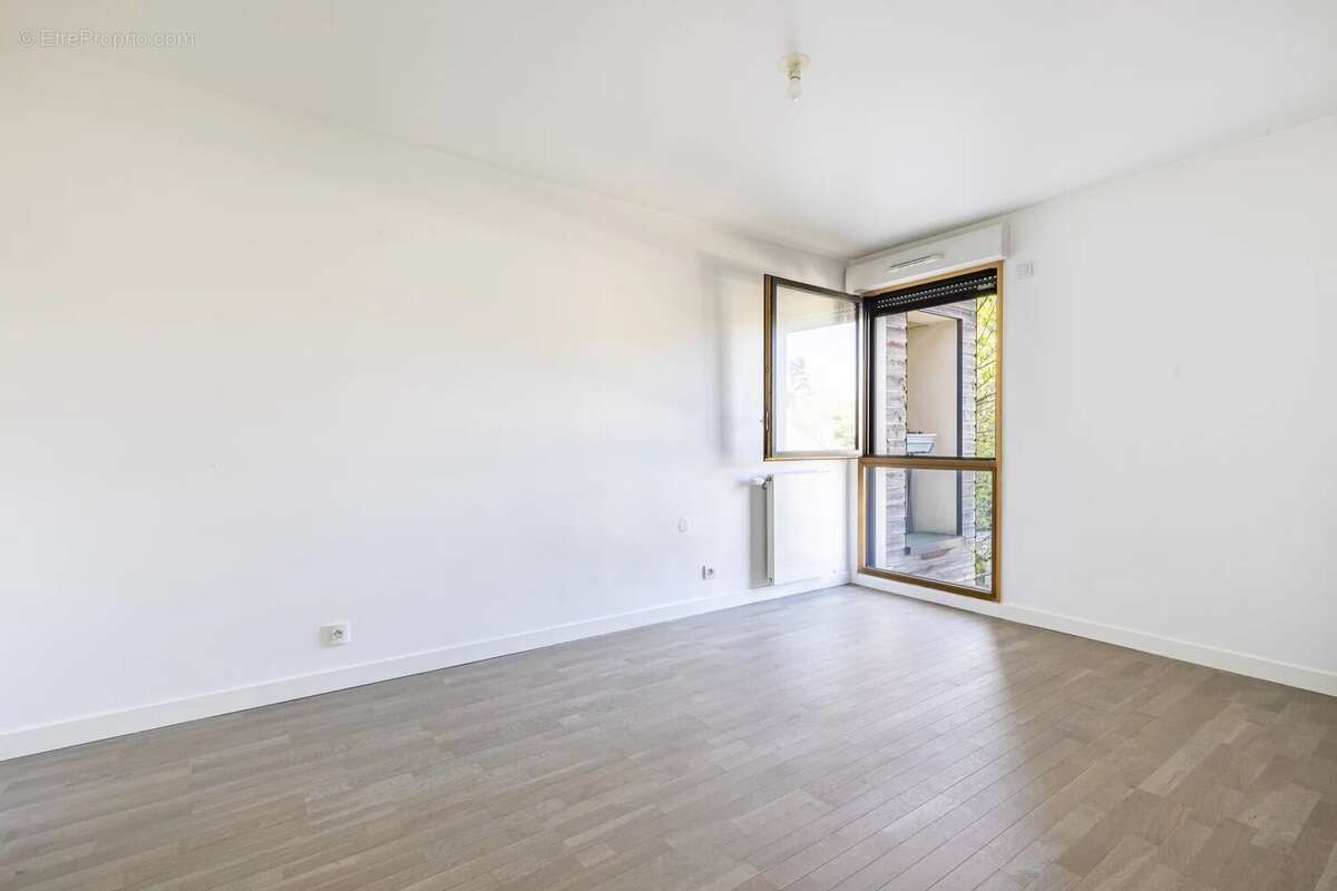 Appartement à CHAVILLE