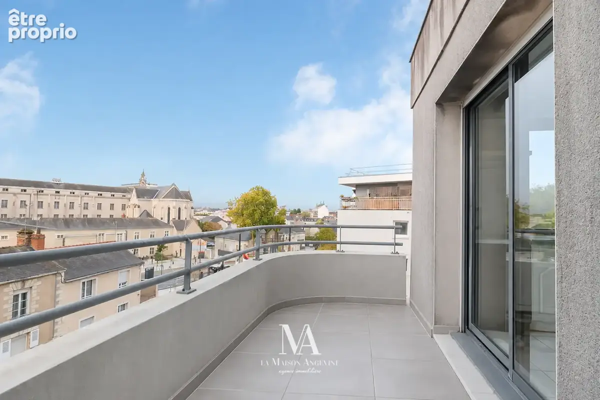 Angers   superbe t3 de 73 m2 avec vue exceptionnelle et grand garage - photo 3