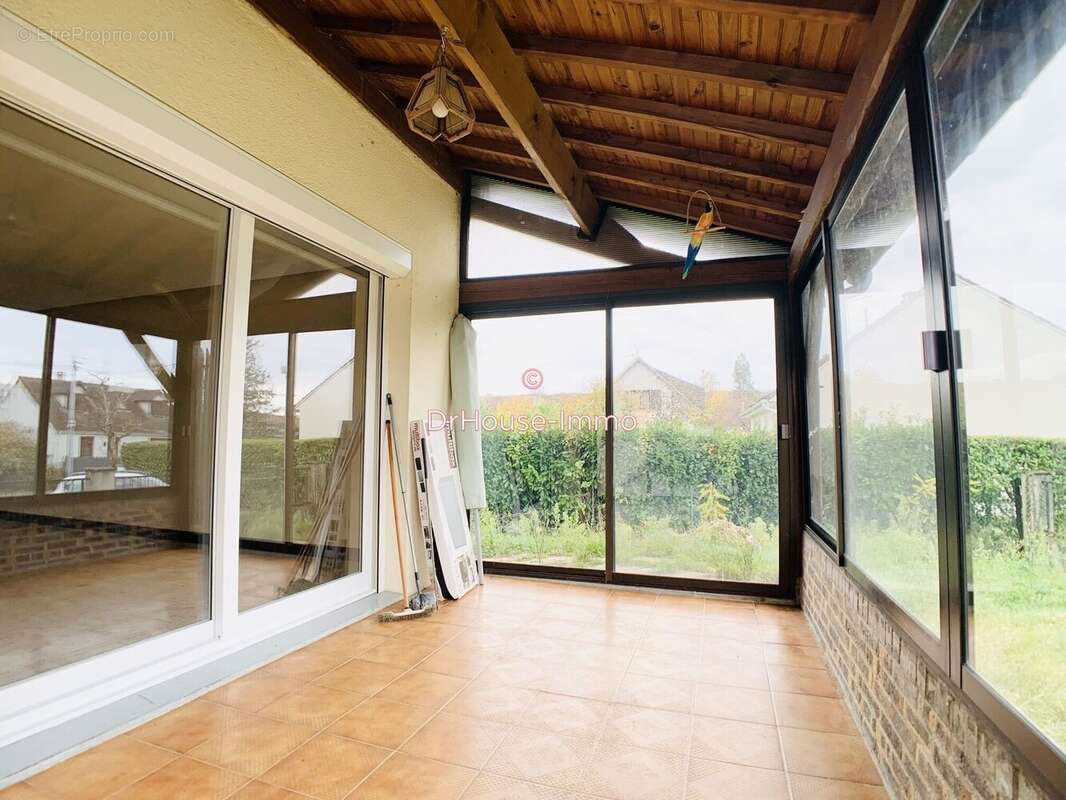 Maison à TREUZY-LEVELAY