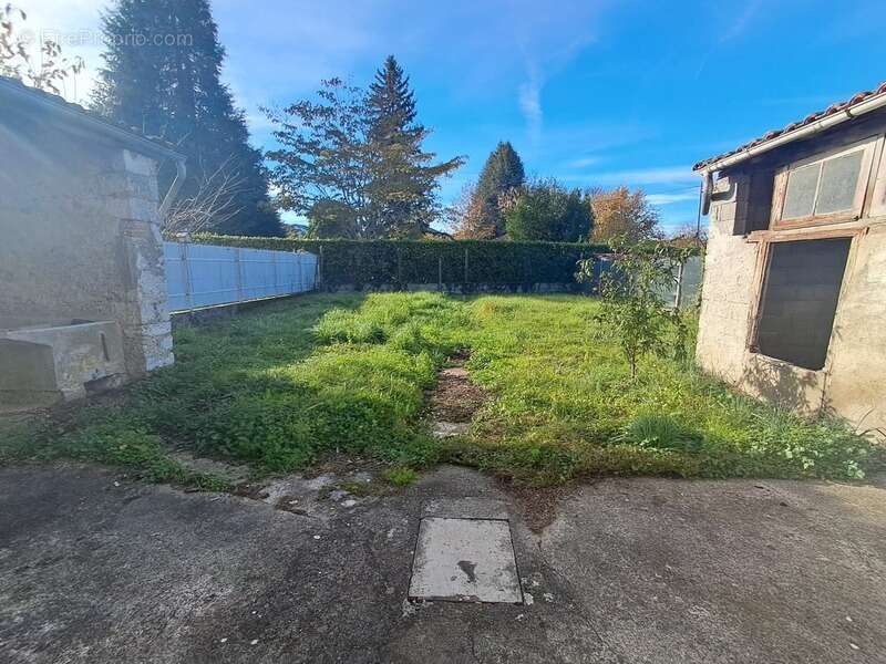 Appartement à GOURDAN-POLIGNAN