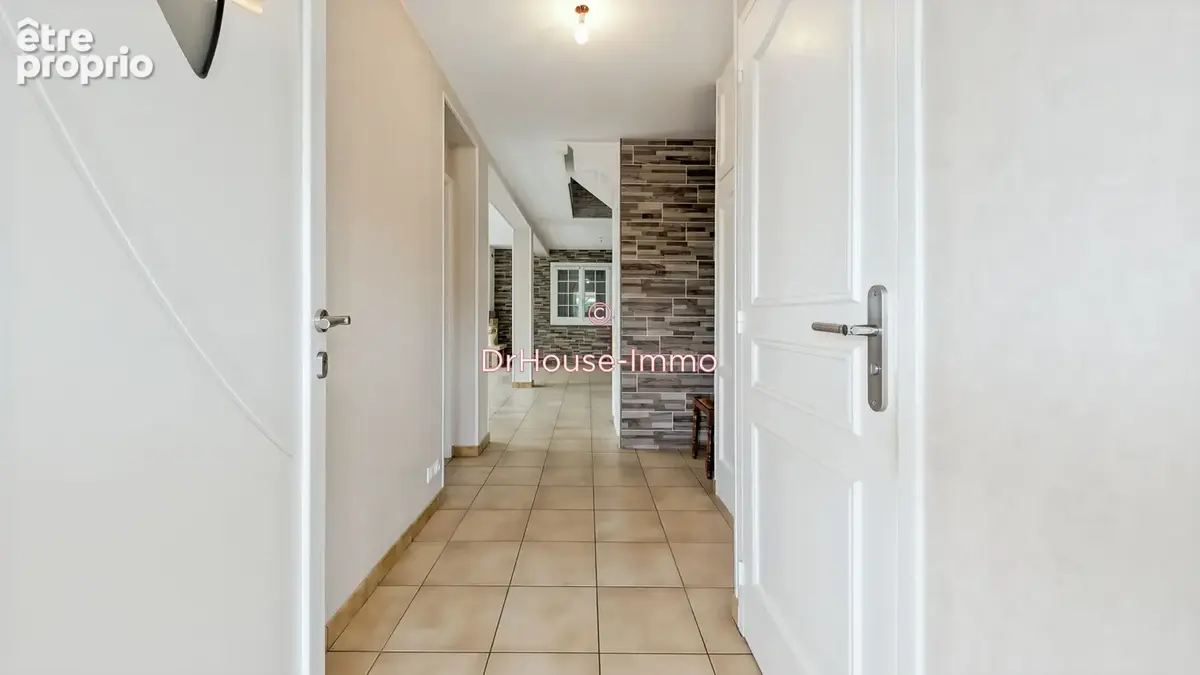 Maison 104 m² à Creully  - photo 4