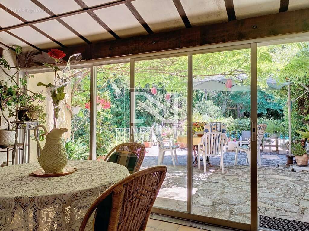 Tourrettes - basrtides - piscine - riviere - source - 17.000m² de terrain - photo 17