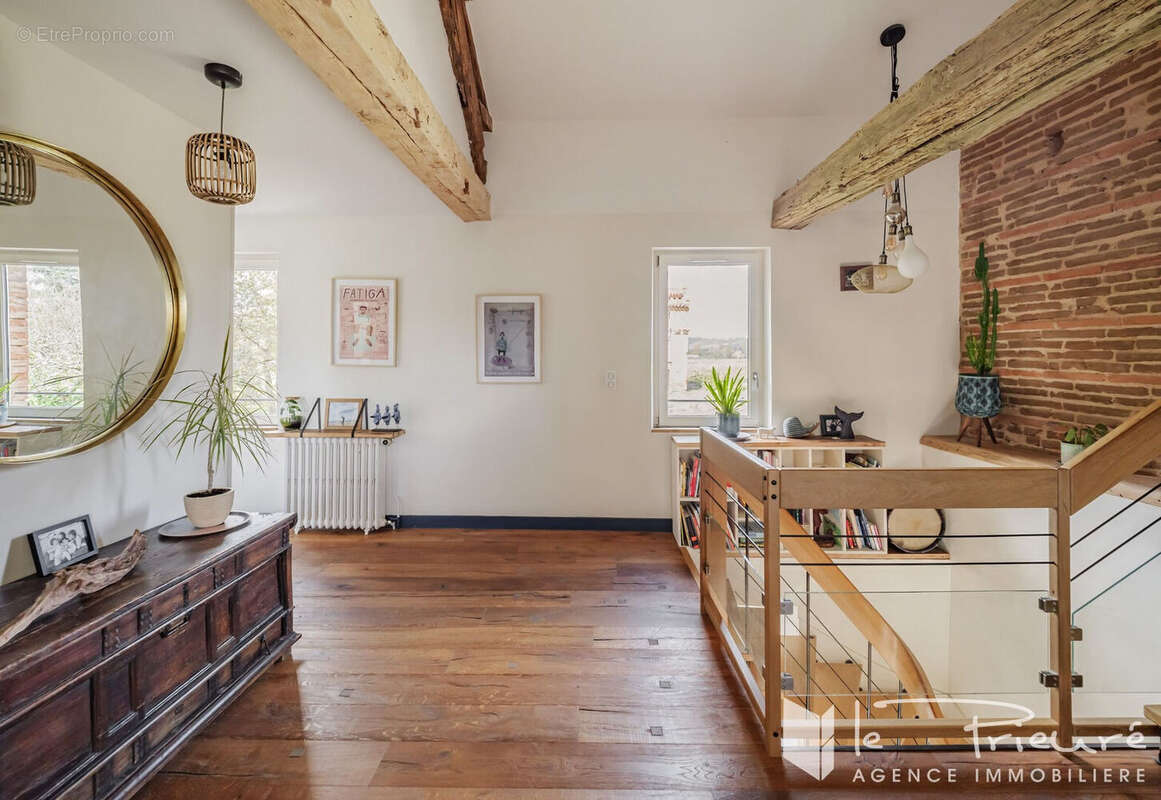 Maison à LESCURE-D'ALBIGEOIS