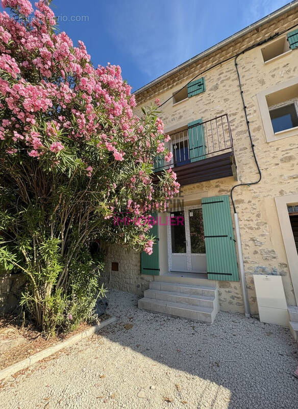 Appartement à VACQUEYRAS