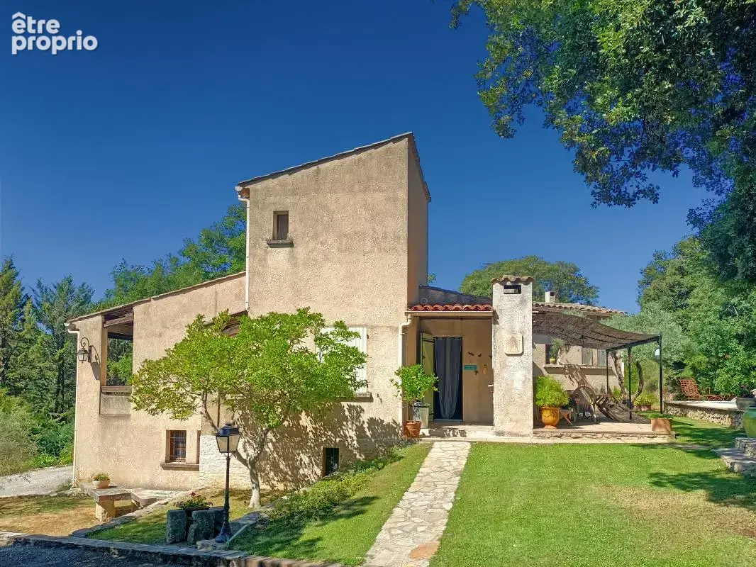 Maison familiale de 210 m² avec piscine, dans un secteur calme ! - photo 19