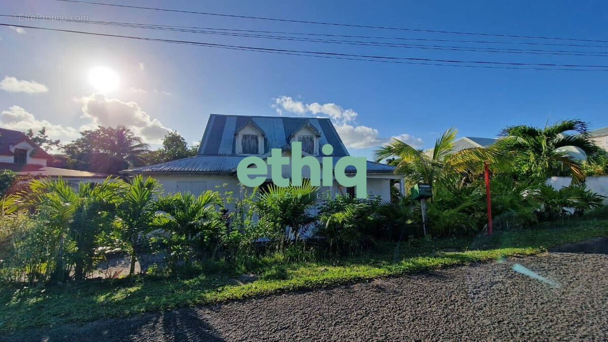 Maison à MORNE-A-L'EAU