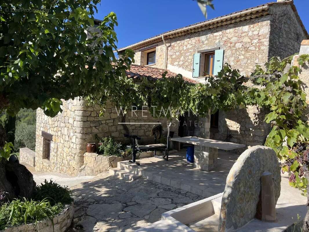 Maison à FAYENCE