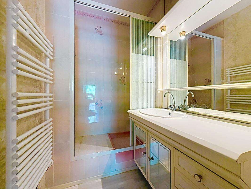 Appartement à HEROUVILLE-SAINT-CLAIR