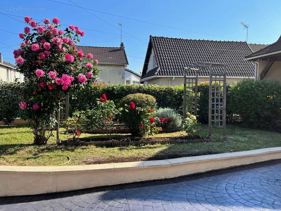Maison à AULNAY-SOUS-BOIS
