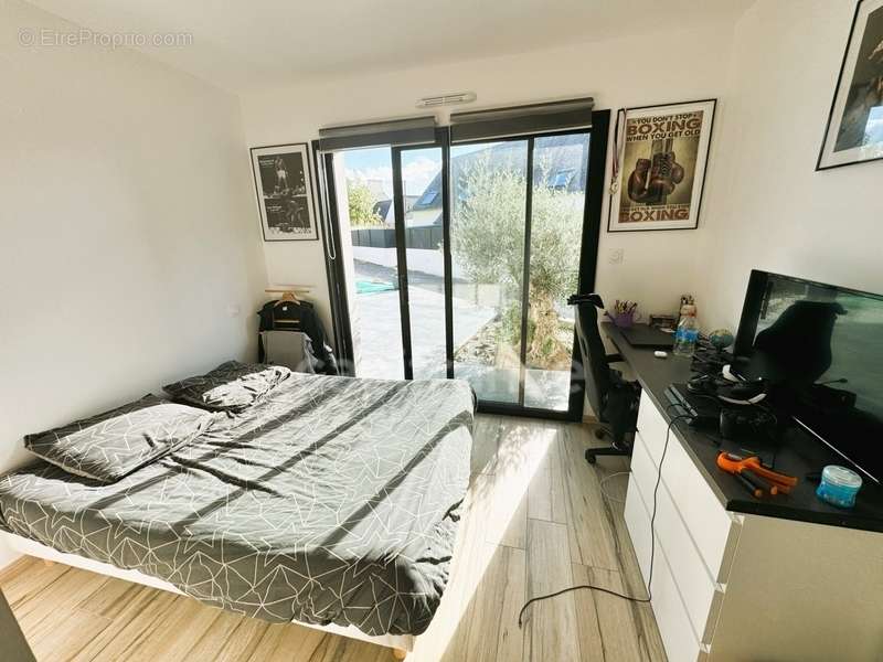 Maison à PLOUNEOUR-TREZ