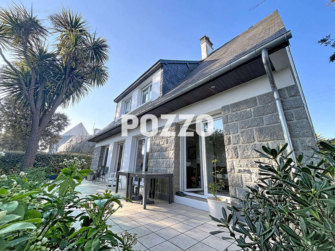 Maison à JULLOUVILLE
