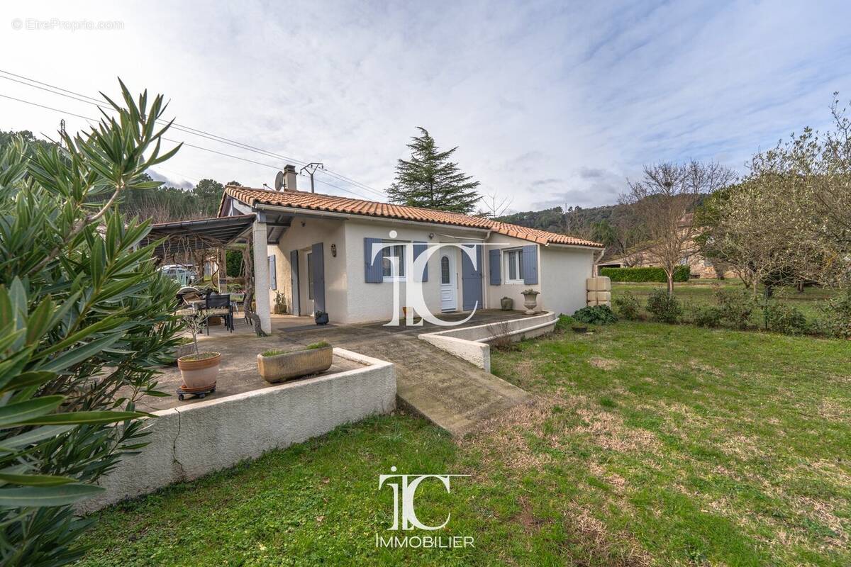 Maison à CHAMBONAS