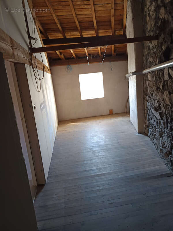 Maison à MONTFAUCON-EN-VELAY