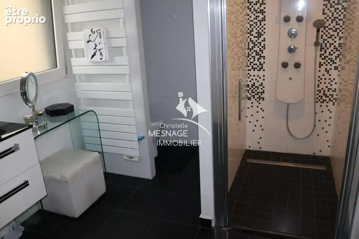 À vendre chez Christelle Mesnage Immobilier, EXCLUSIVITE - - photo 12
