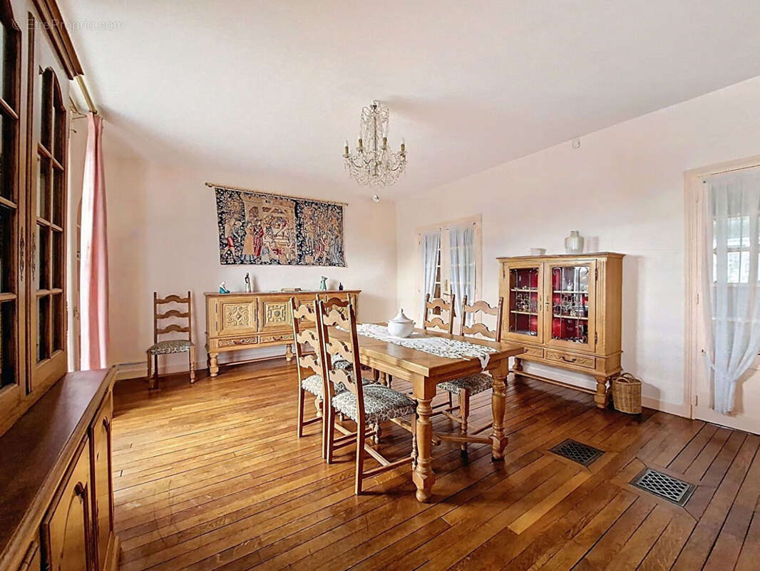 Maison à BOISSY-L'AILLERIE