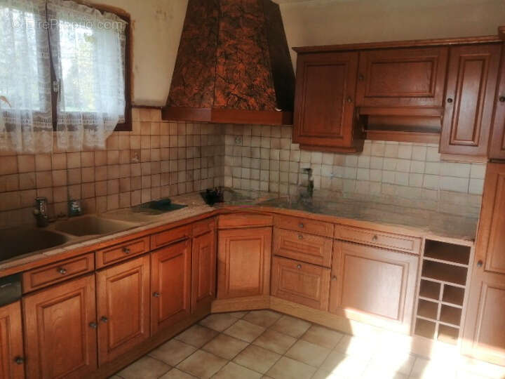 Maison à MAGNAC-LAVAL