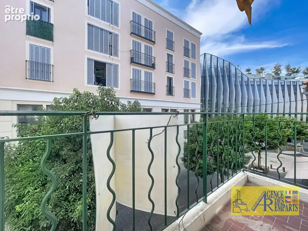 Appartement 3 pièces avec 2 terrasses dans le vieil Antibes - photo 2