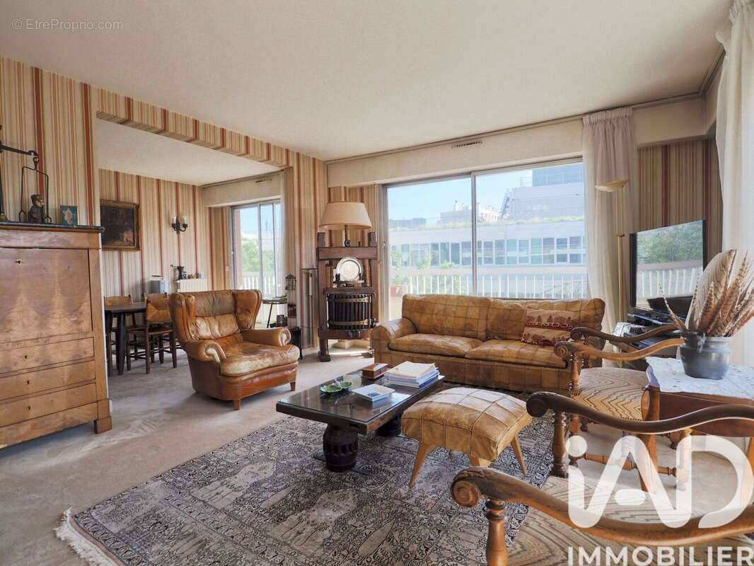 Photo 2 - Appartement à PARIS-15E