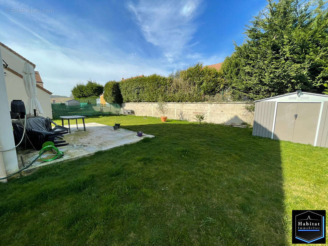 Maison à DAMMARTIN-EN-GOELE