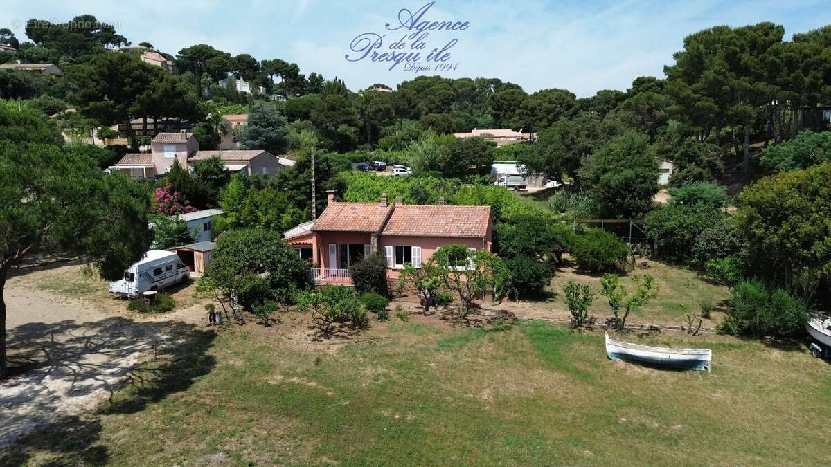 Maison à HYERES