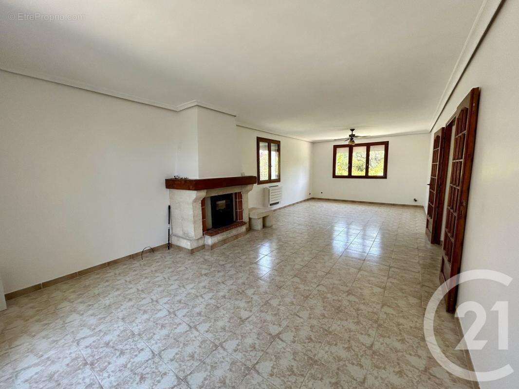 Maison 165 m² à Lattes  - photo 3