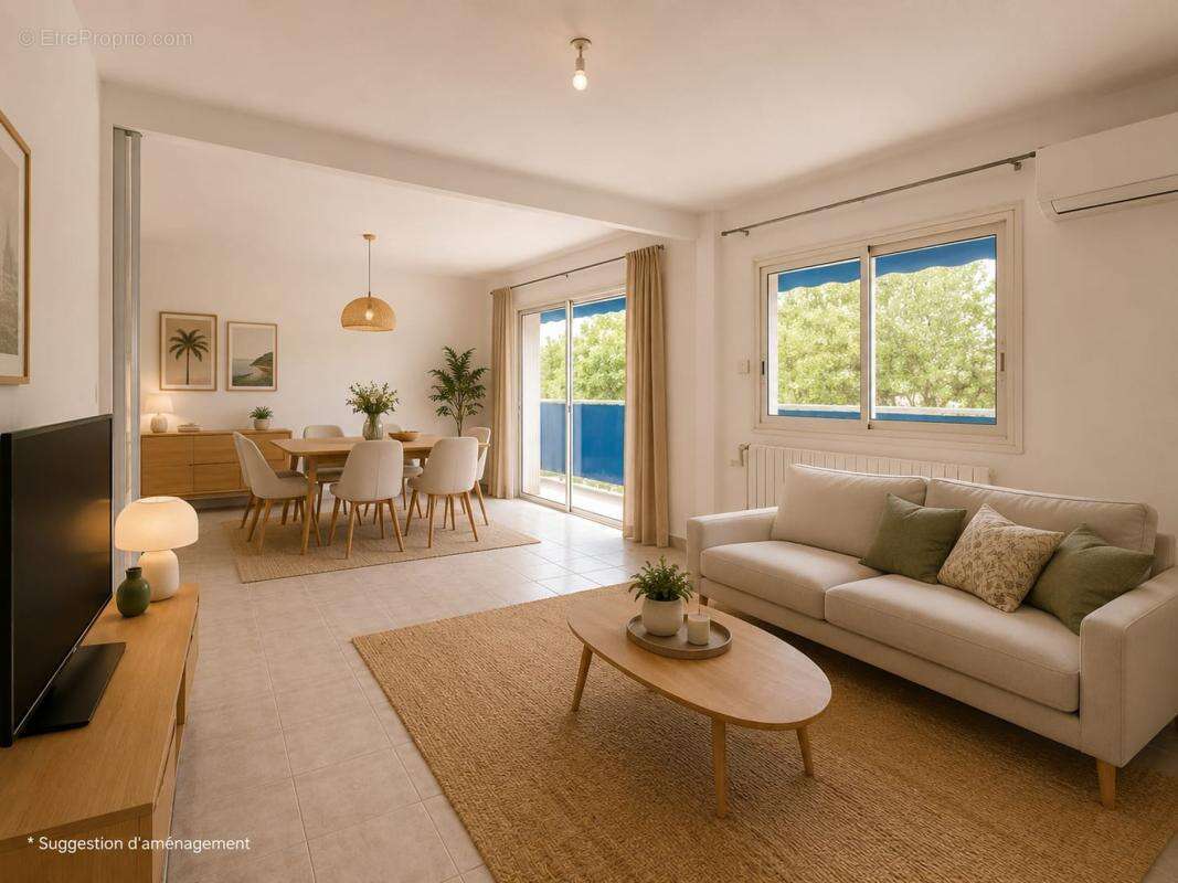 Appartement à SIX-FOURS-LES-PLAGES